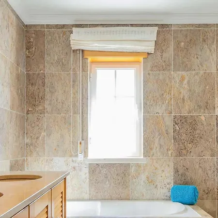 Tatil Evi Casa Moderna Com Arquitetura Tradicional E Piscina *